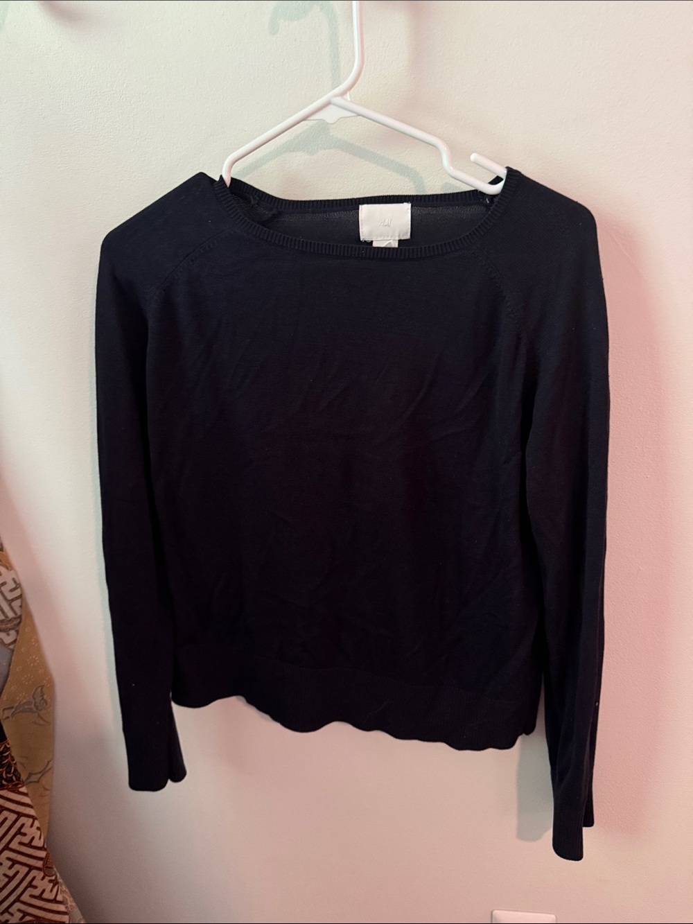 Navy Long-Sleeve Women's lightweight sweater